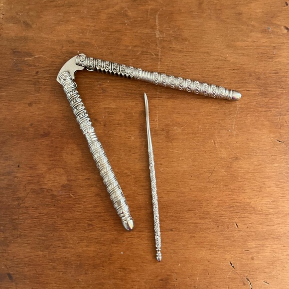Vintage Nut Cracker Tool Set - Picture 2 of 10